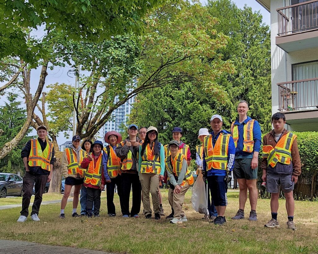 We split into 5 groups, each led by Litter Leaders, to widen our impact!