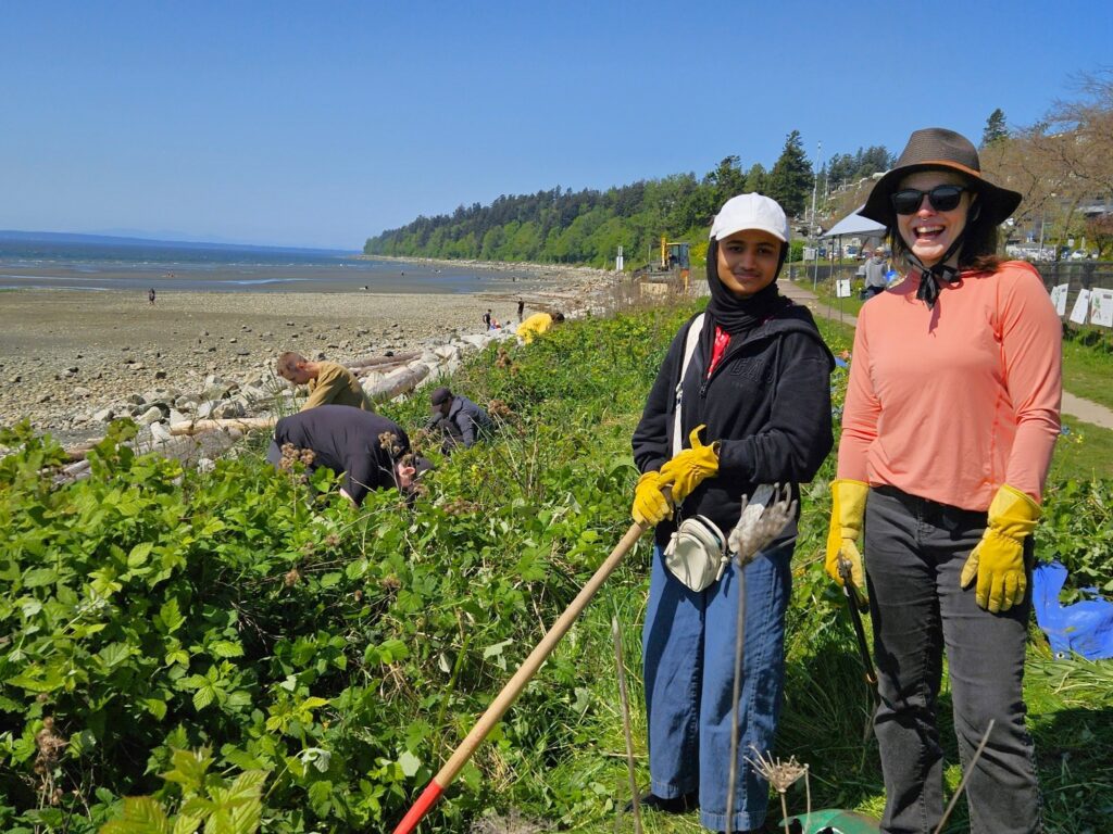 Participants had a great sunny saturday by the beach